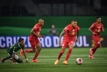 Onde assistir Bragantino x Novorizontino ao vivo - Paulistão nesta sexta-feira (31/01/2025). Imagem: Ari Ferreira/RB Bragantino