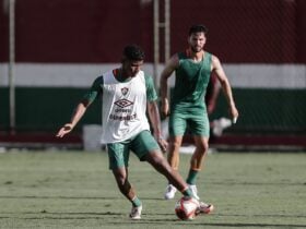 Onde assistir Fluminense x Sampaio Corrêa-RJ ao vivo - Taça Guanabara neste domingo (12/01/2025). Imagem: Lucas Merçon/FFC