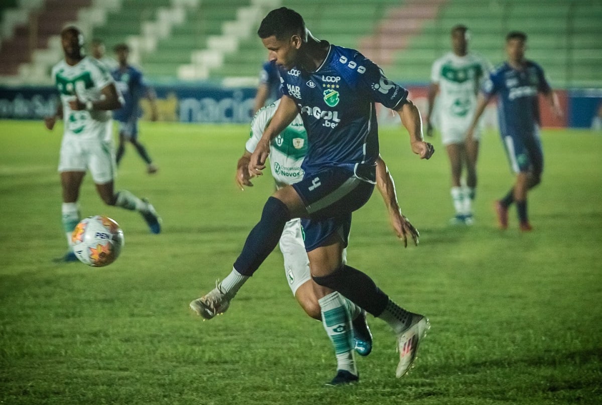 Onde assistir Altos x Atlético-PI ao vivo - Piauiense nesta segunda-feira (27/01/2025). Imagem: @kyoabreu