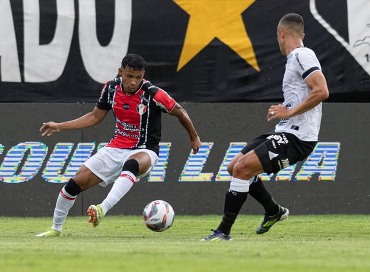 Onde assistir Joinville x Brusque ao vivo - Catarinense neste sábado (25/01/2025). Imagem: @luizvieirafoto JEC