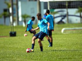 Onde assistir Porto Vitória x Grêmio ao vivo - Copinha nesta quarta-feira (08/01/2025). Imagem: Angelo Pieretti/GFBPA