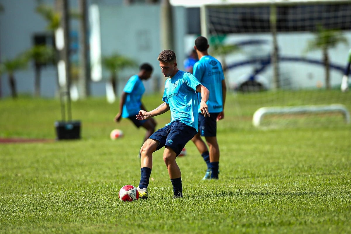 Onde assistir Porto Vitória x Grêmio ao vivo - Copinha nesta quarta-feira (08/01/2025). Imagem: Angelo Pieretti/GFBPA