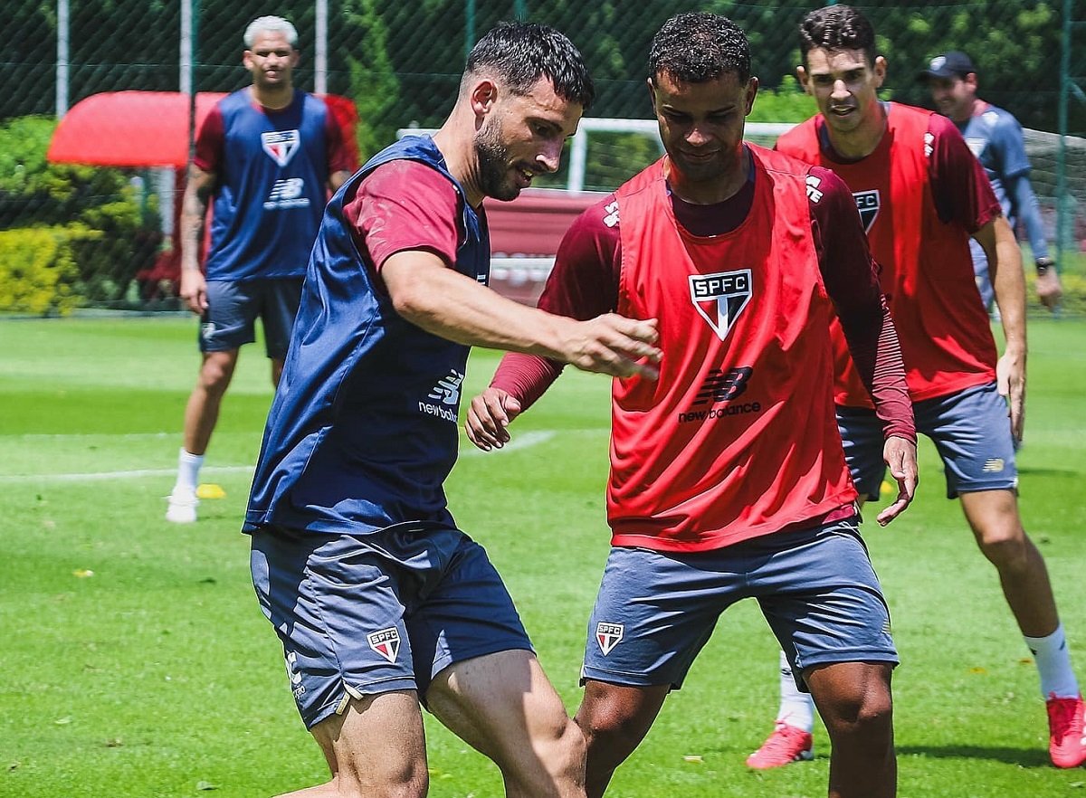 Onde assistir São Paulo x Inter de Limeira ao vivo - Paulistão nesta segunda-feira (10/02/2025). Imagem: Rubens Chiri/SPFC