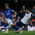 Onde assistir Tottenham x Manchester City ao vivo - Premier League nesta quarta-feira (26/02/2025). Imagem: Divulgação Totenham