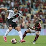 Vasco x Flamengo ao vivo; onde assistir neste sábado (1), pelo Campeonato Carioca. Imagem: Matheus Lima/CR Vasco