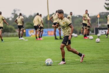 Onde assistir Criciúma x Marcílio Dias ao vivo - Catarinense neste sábado (15/02/2025). Imagem: Celso da Luz/CEC