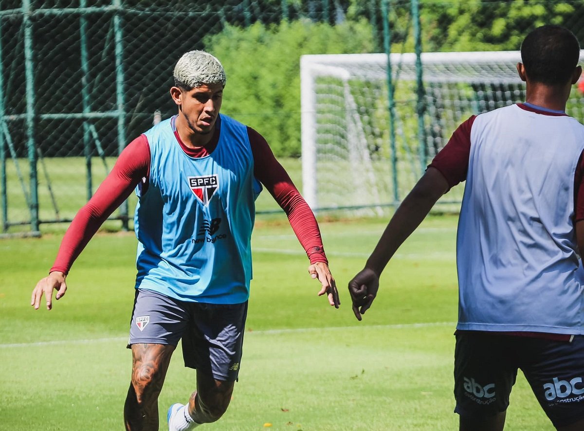 Onde assistir São Paulo x Novorizontino ao vivo - Paulistão nesta segunda-feira (03/03/2025). Imagem: Rubens Chiri/SPFC