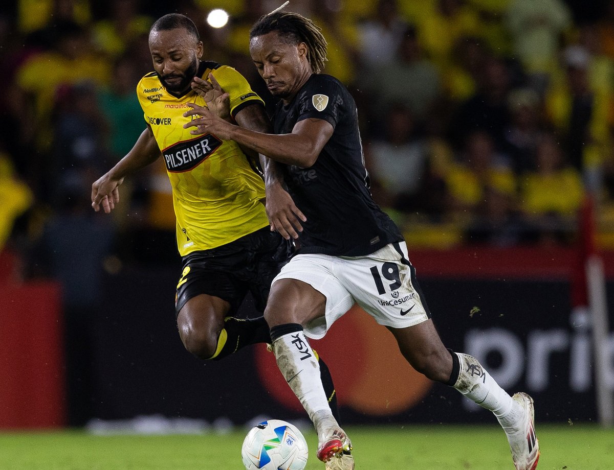 Onde assistir Corinthians x Barcelona de Guayaquil ao vivo - Libertadores nesta quarta-feira (12/03/2025). Imagem: Rodrigo Coca/Ag. Corinthians